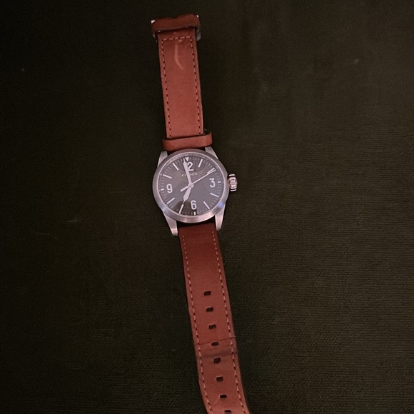Brown Leather Men's filson Watch